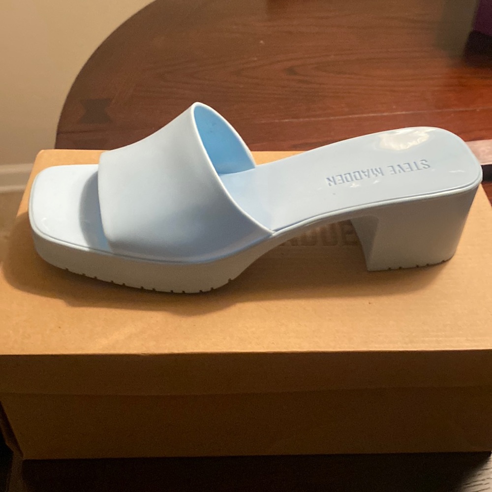 Steve Madden sandals